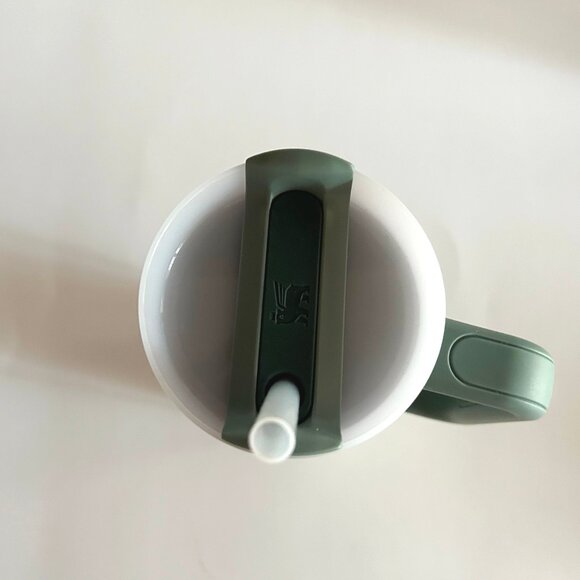 New w/ tag Stanley The Flowstate Quencher H2.0 30 oz. Tumbler-Shale Matted Green - Picture 4 of 8